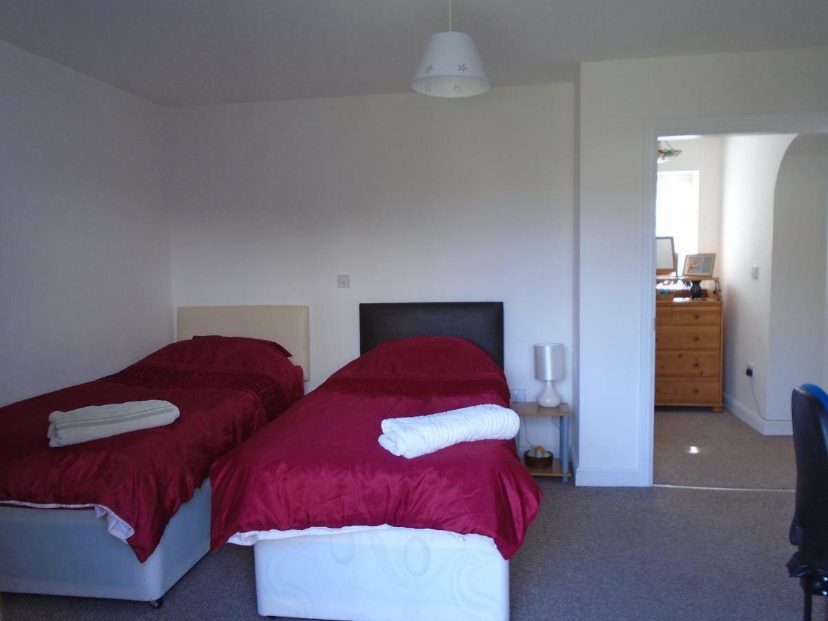 Tea In Liverpool - Private - Quiet - Ground Floor - En-Suite - Walk-In-Shower Exteriör bild